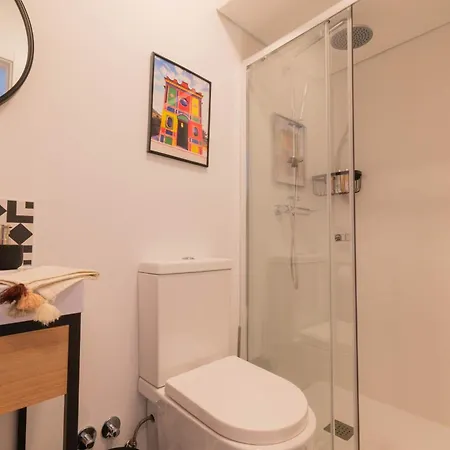 7min To Uni Sé-velha - Ac - Work Desk - 300mbs Wifi - 6 Affittacamere