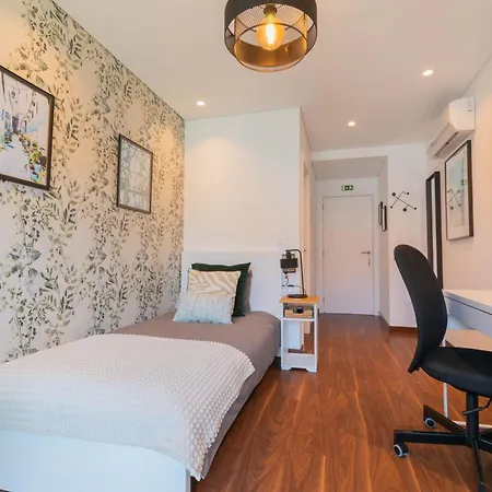 7min To Uni Se-velha - Ac - Bbq & Gym -work Desk - 300mbs Wifi - 6 Coimbra